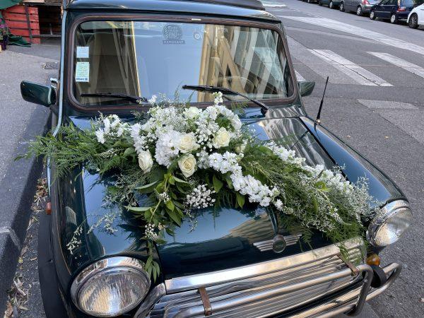 Décoration de véhicule pour les mariages